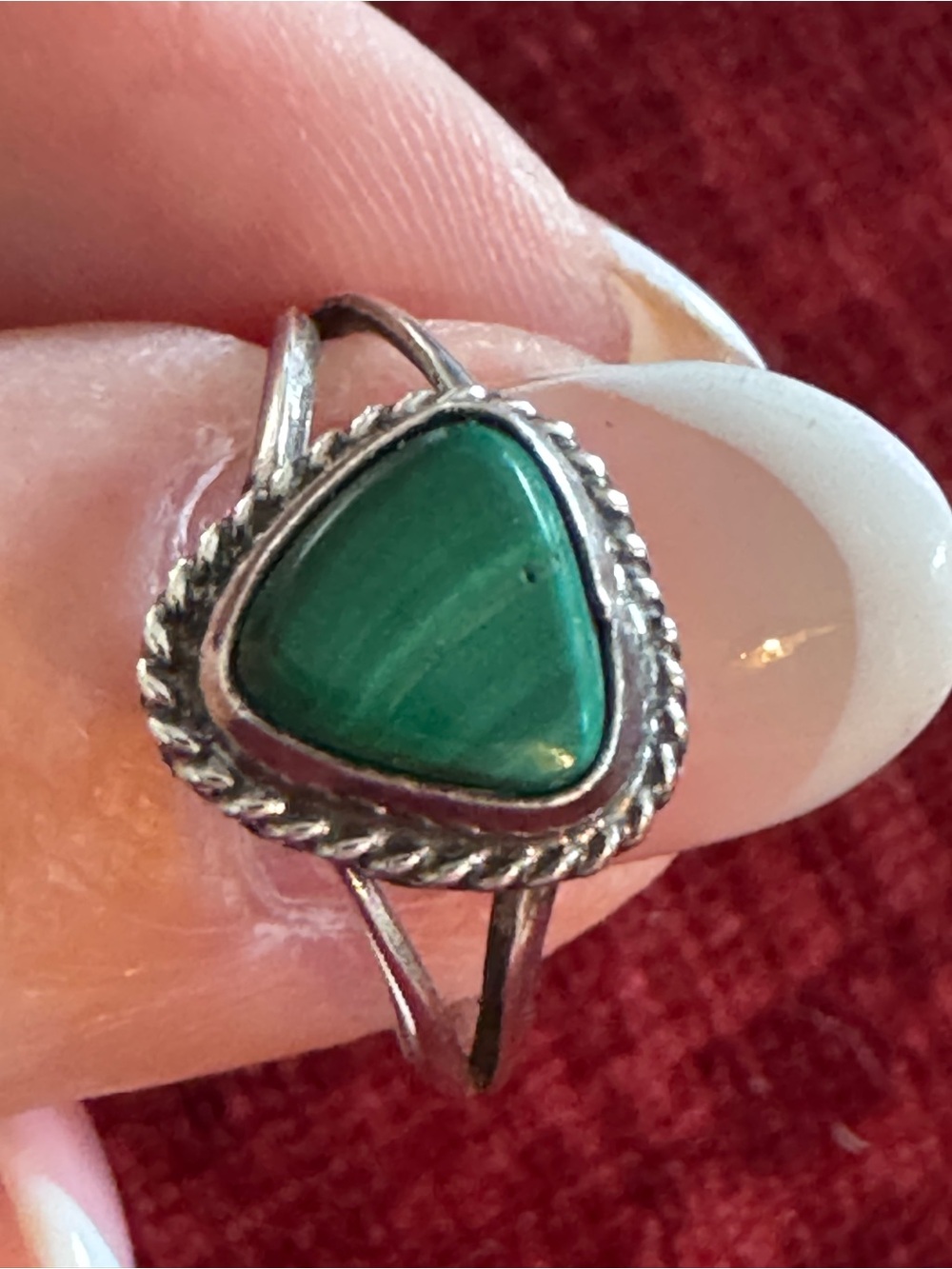 Vtg Navajo Malachite Silver
RING, Size 5 Green
Triangle, Native American
